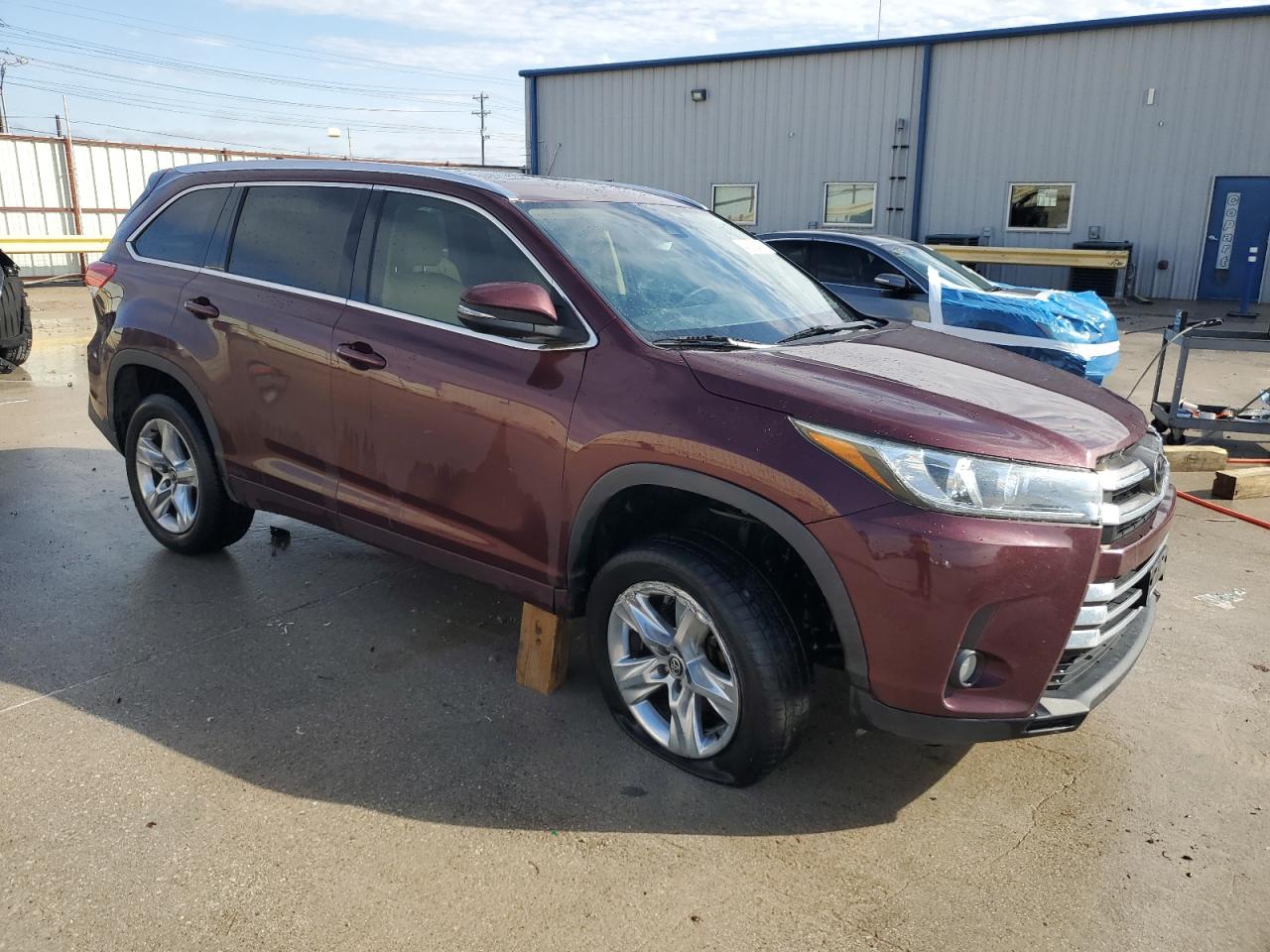 2018 Toyota Highlander - Image 4