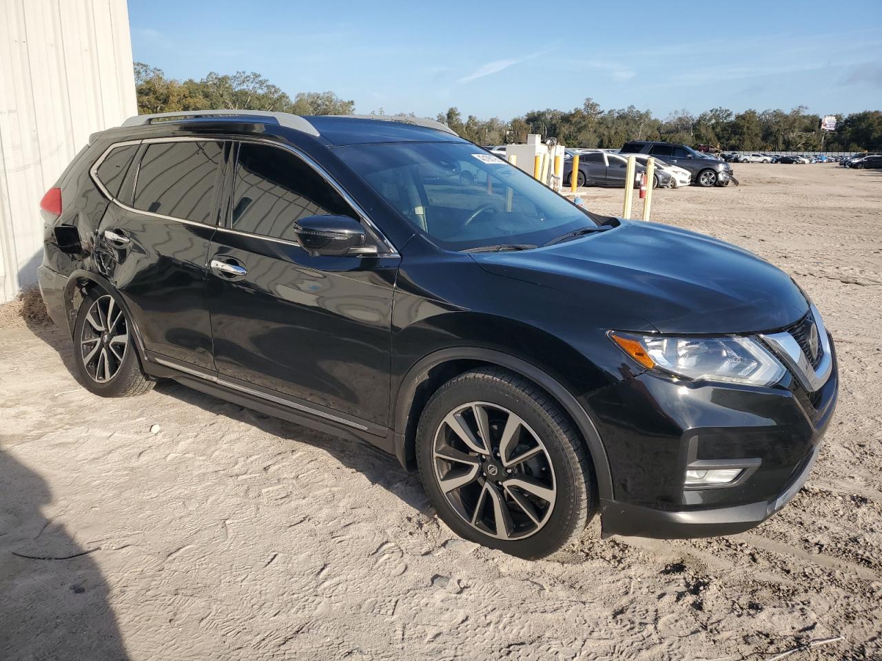 2020 Nissan Rogue - Image 4