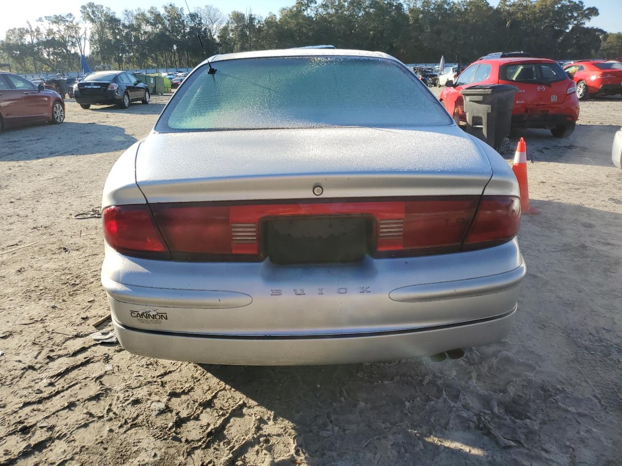 2001 Buick Regal Ls VIN: 2G4WB55K811185542 Lot: 41573935