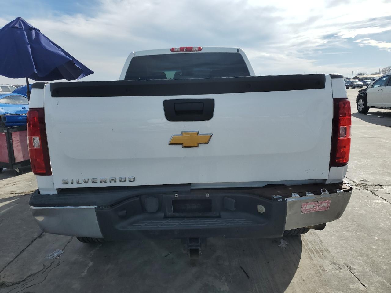 2012 Chevrolet Silverado - Image 6