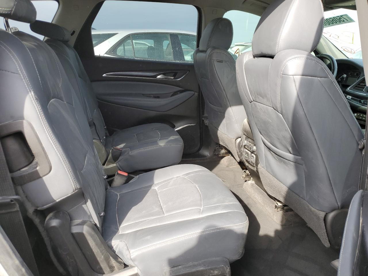 2018 Buick Enclave Essence VIN: 5GAERBKW8JJ258627 Lot: 42537755