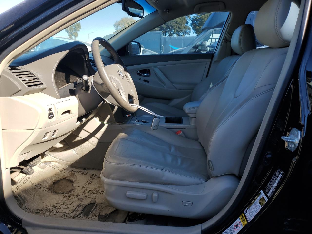 2009 Toyota Camry - Image 7