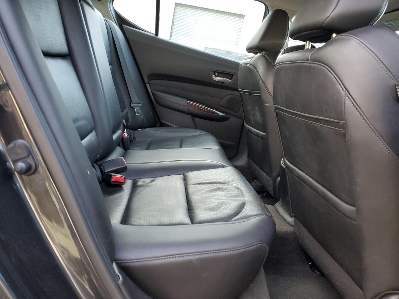 2015 Acura TLX - Image 10