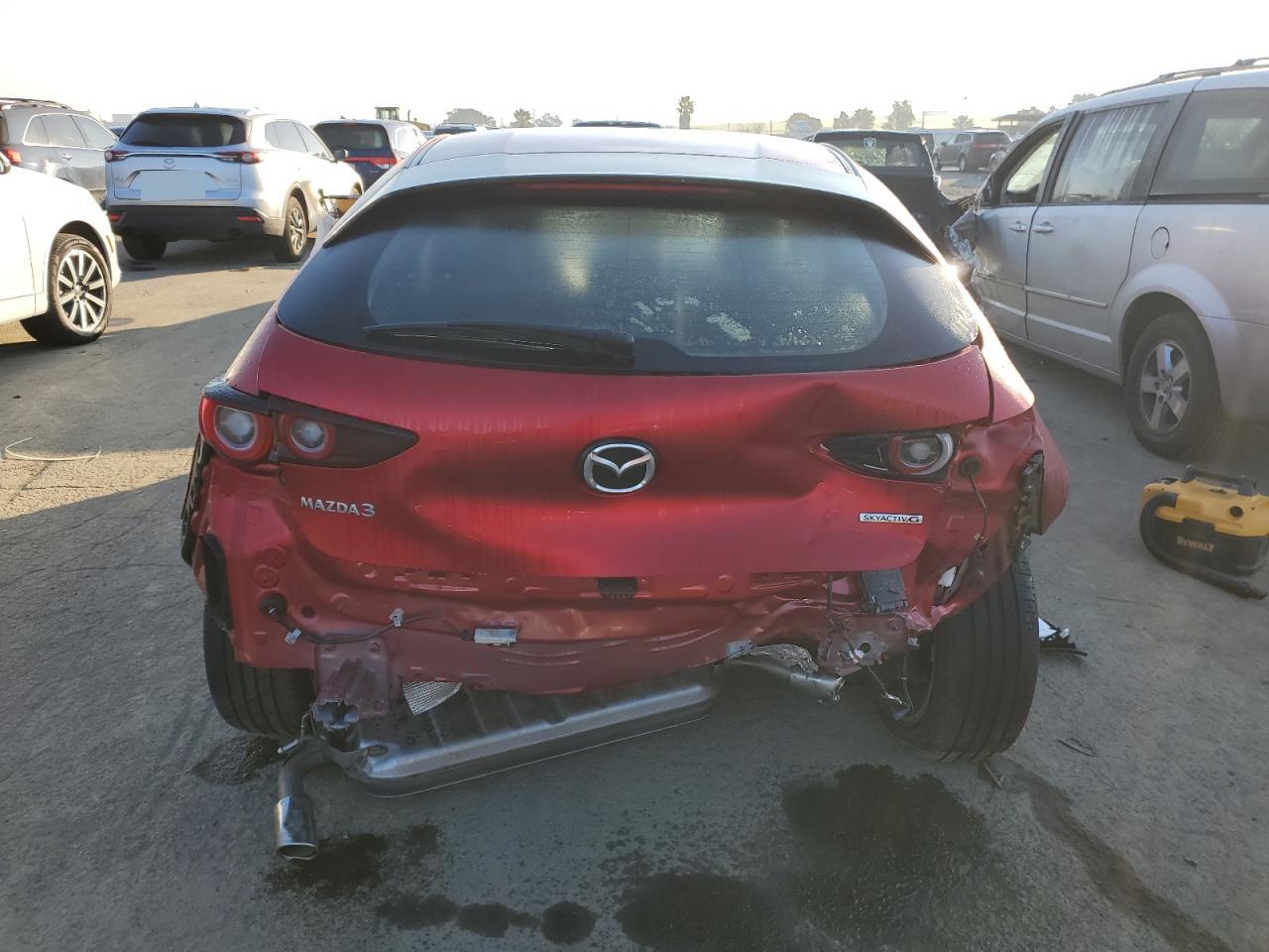 2023 Mazda 3 - Image 6