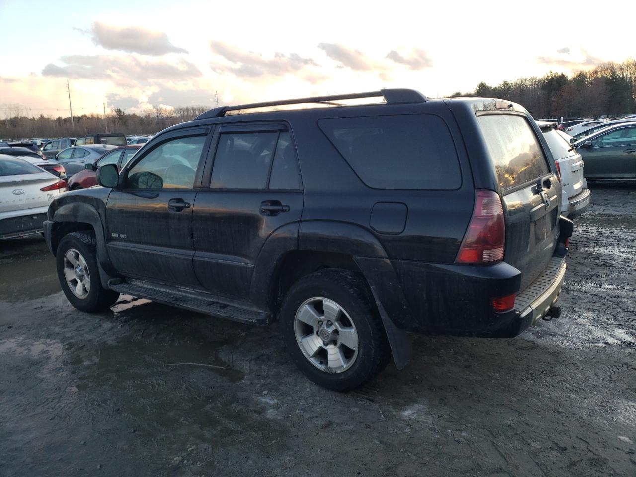 2004 Toyota 4Runner - Image 2
