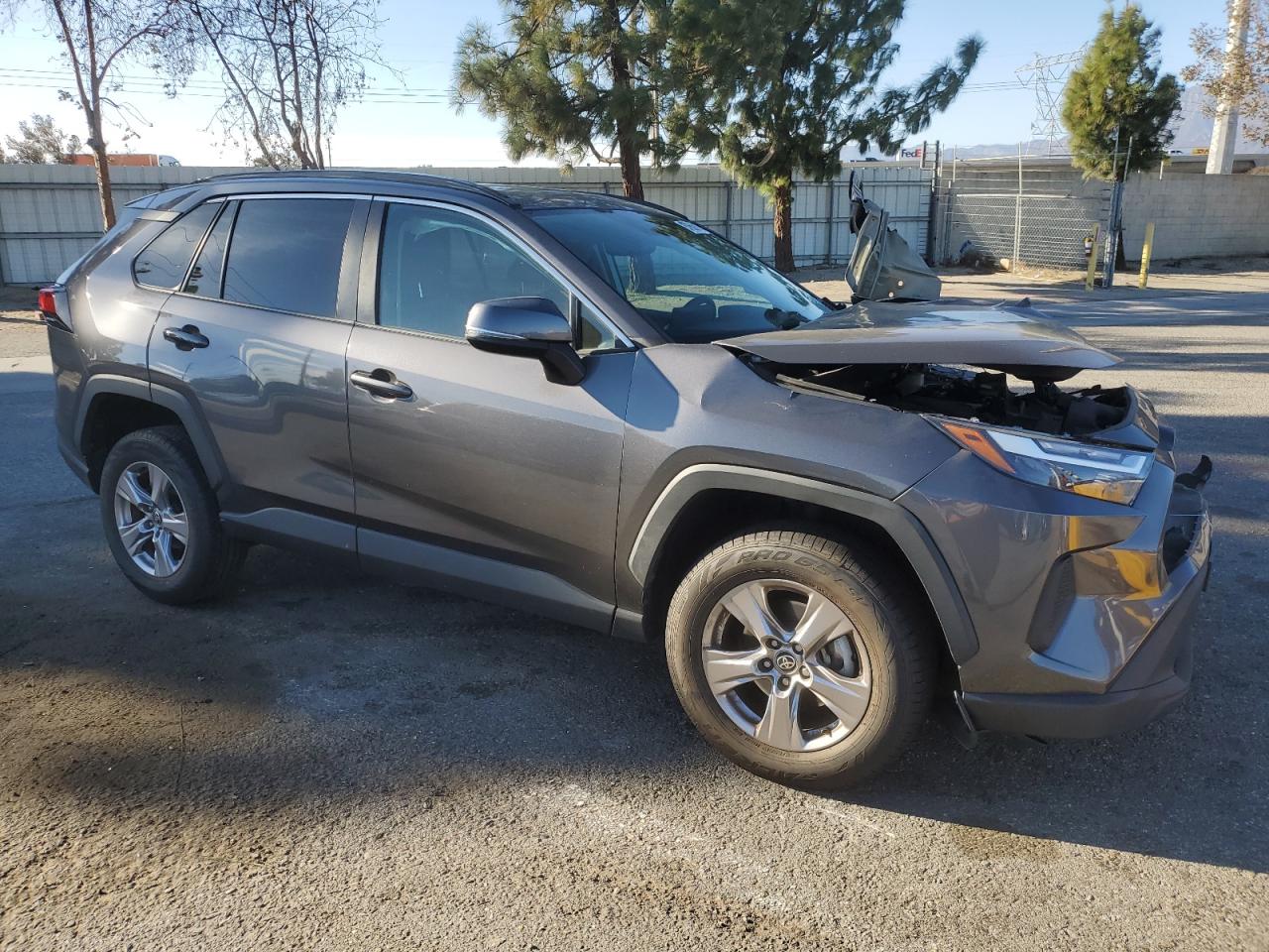 2022 Toyota RAV 4 - Image 4