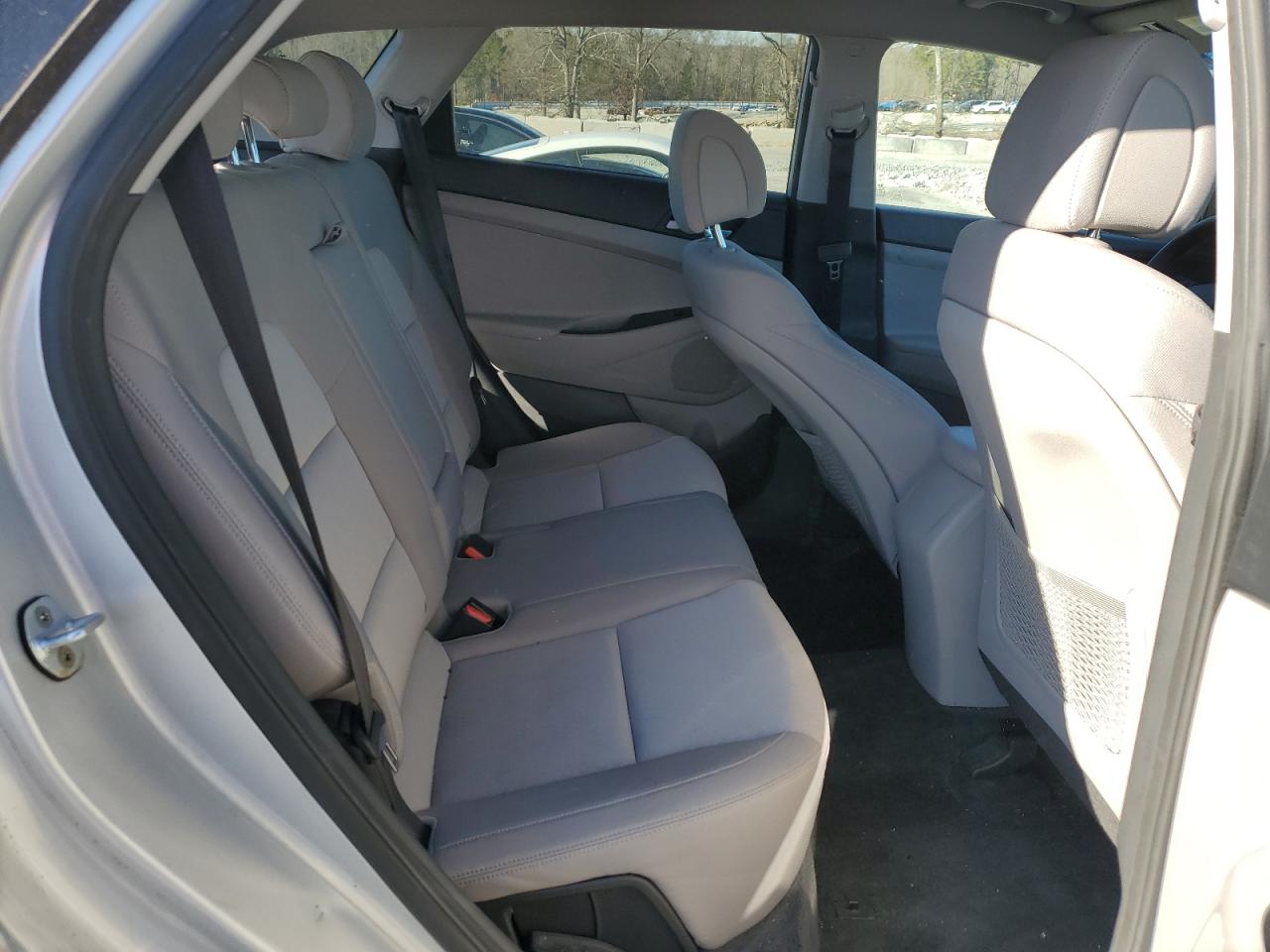 2016 Hyundai Tucson - Image 11