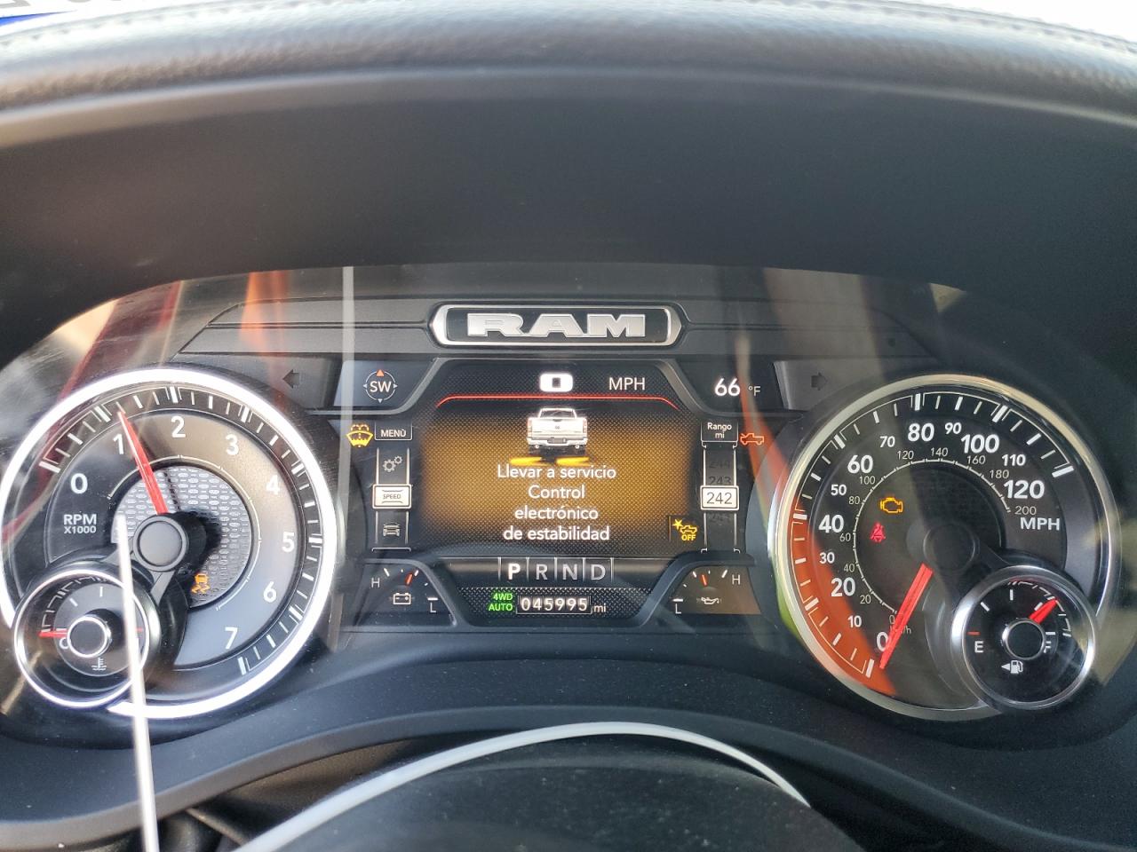2022 RAM 1500 - Image 9