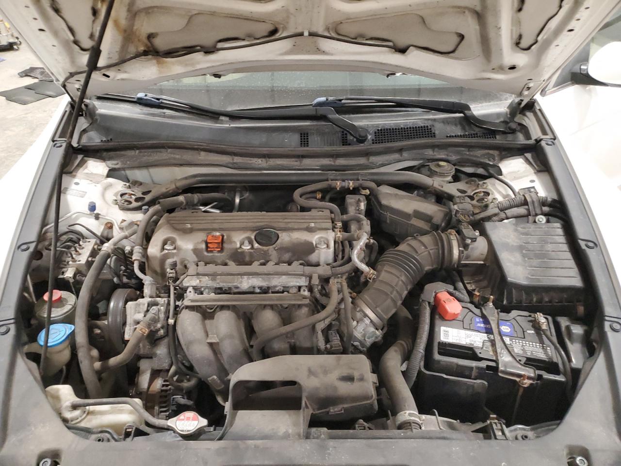 2010 Honda Accord - Image 11