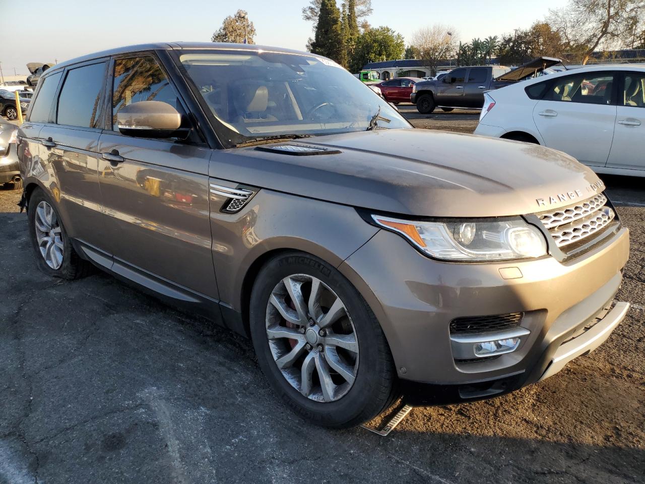 2016 Land Rover Range Rover - Image 4