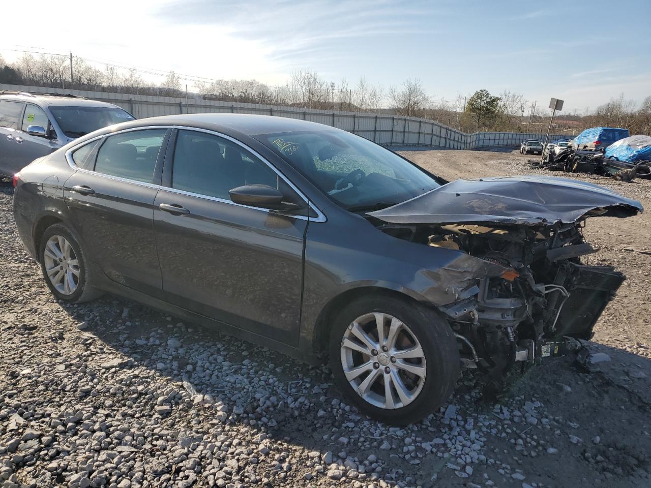 2015 Chrysler 200 - Image 4