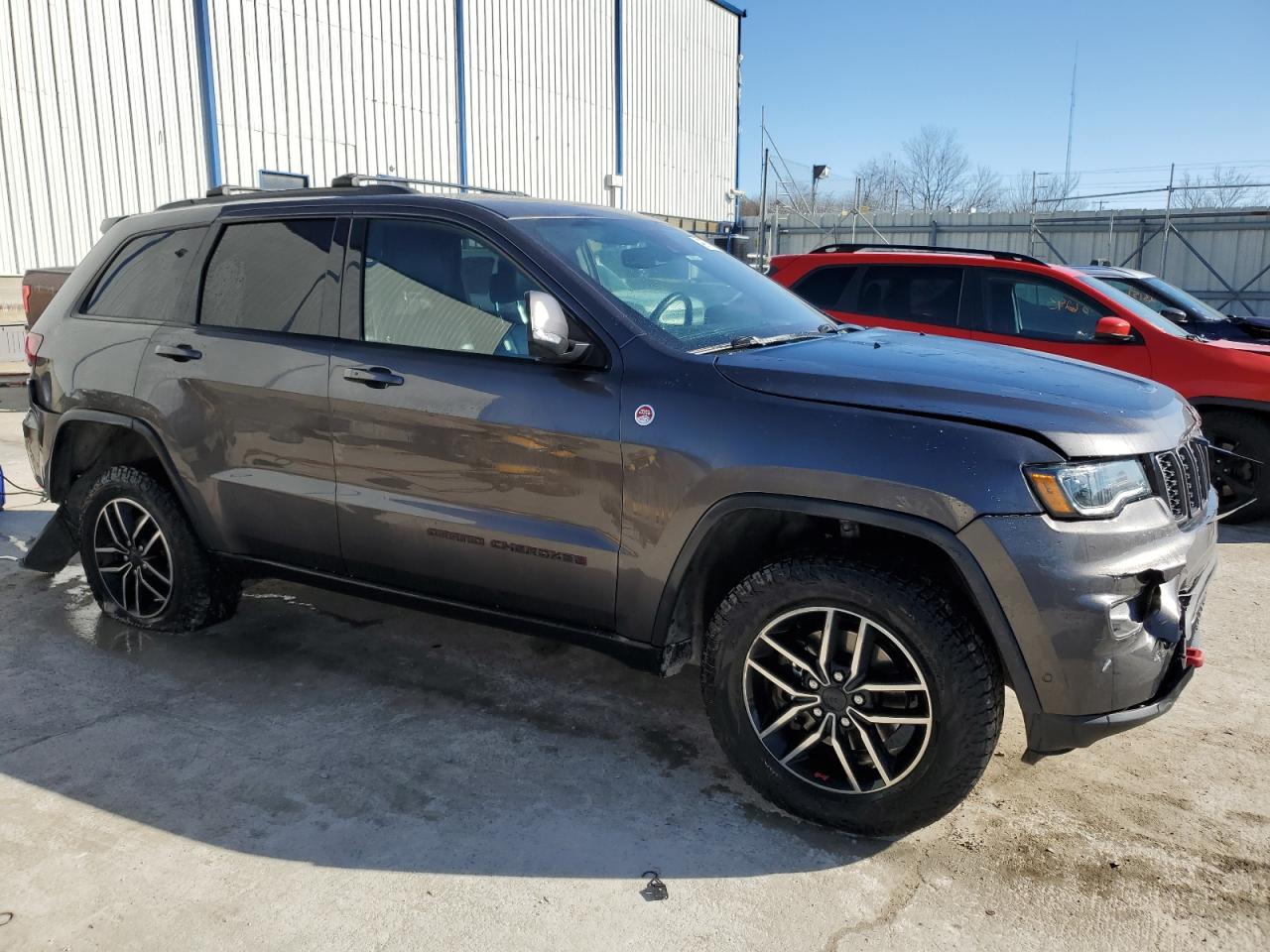 2019 Jeep Grand Cherokee - Image 4
