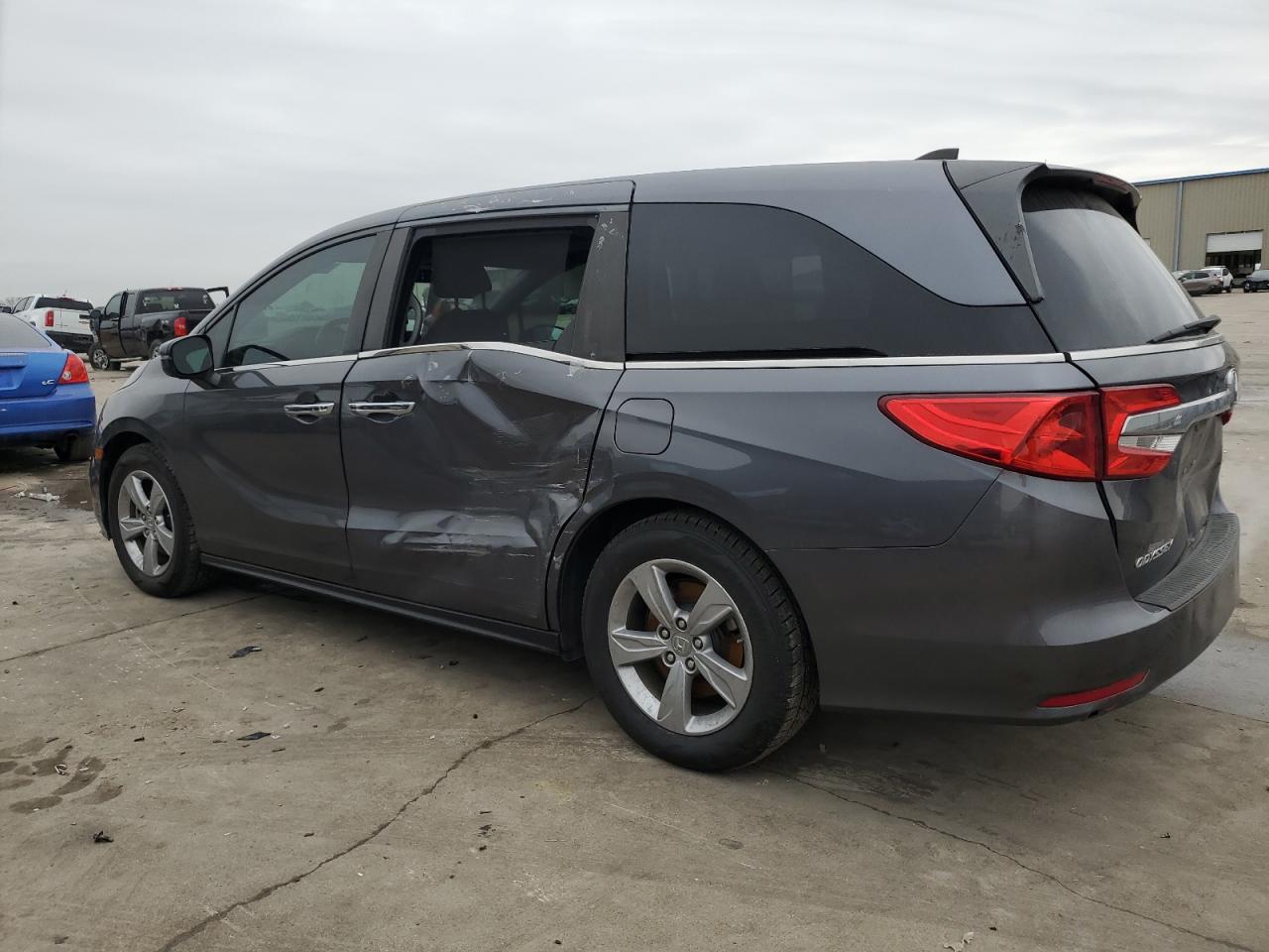 2019 Honda Odyssey - Image 2