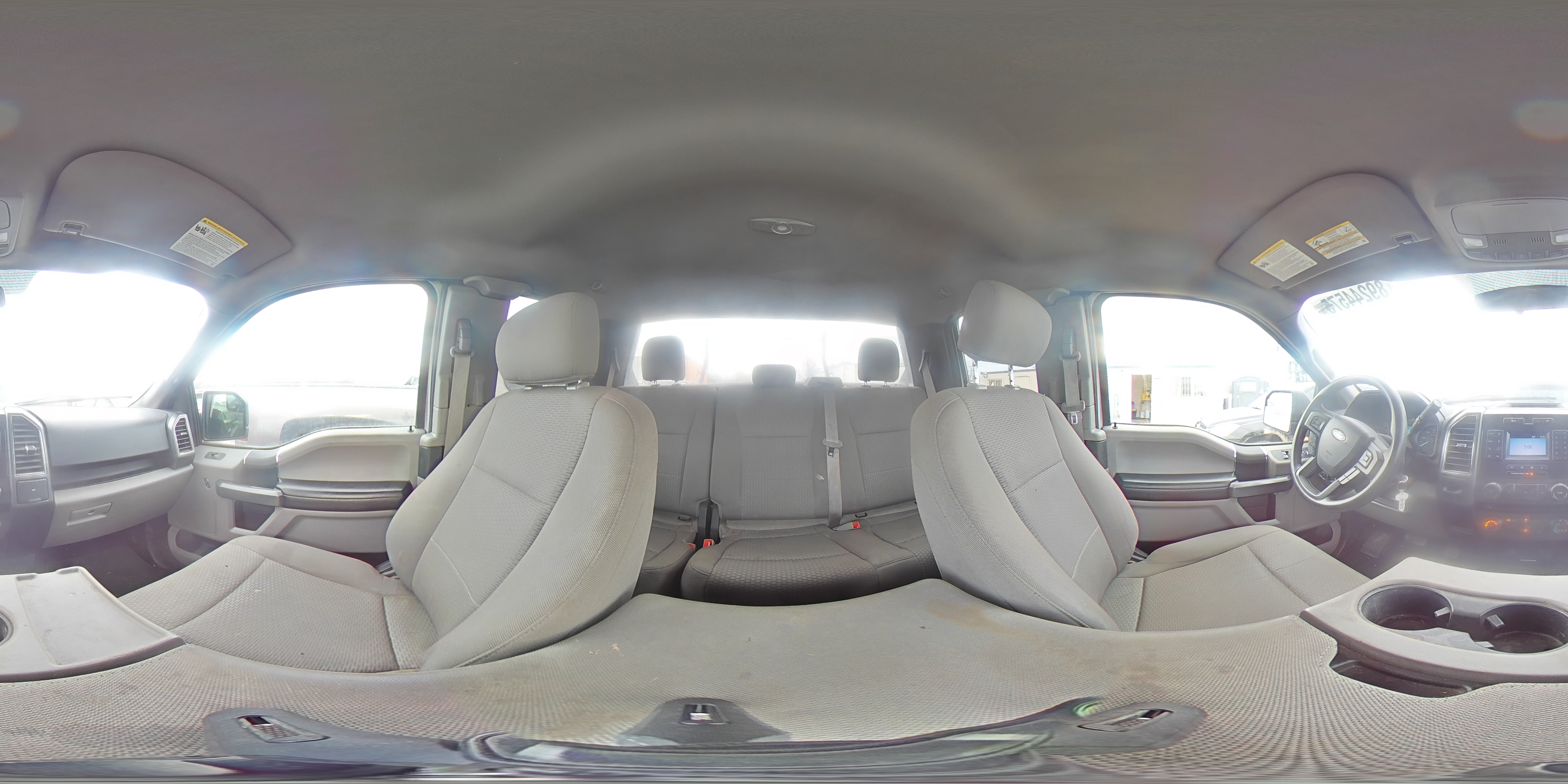 2018 Ford F-150 - Image 13