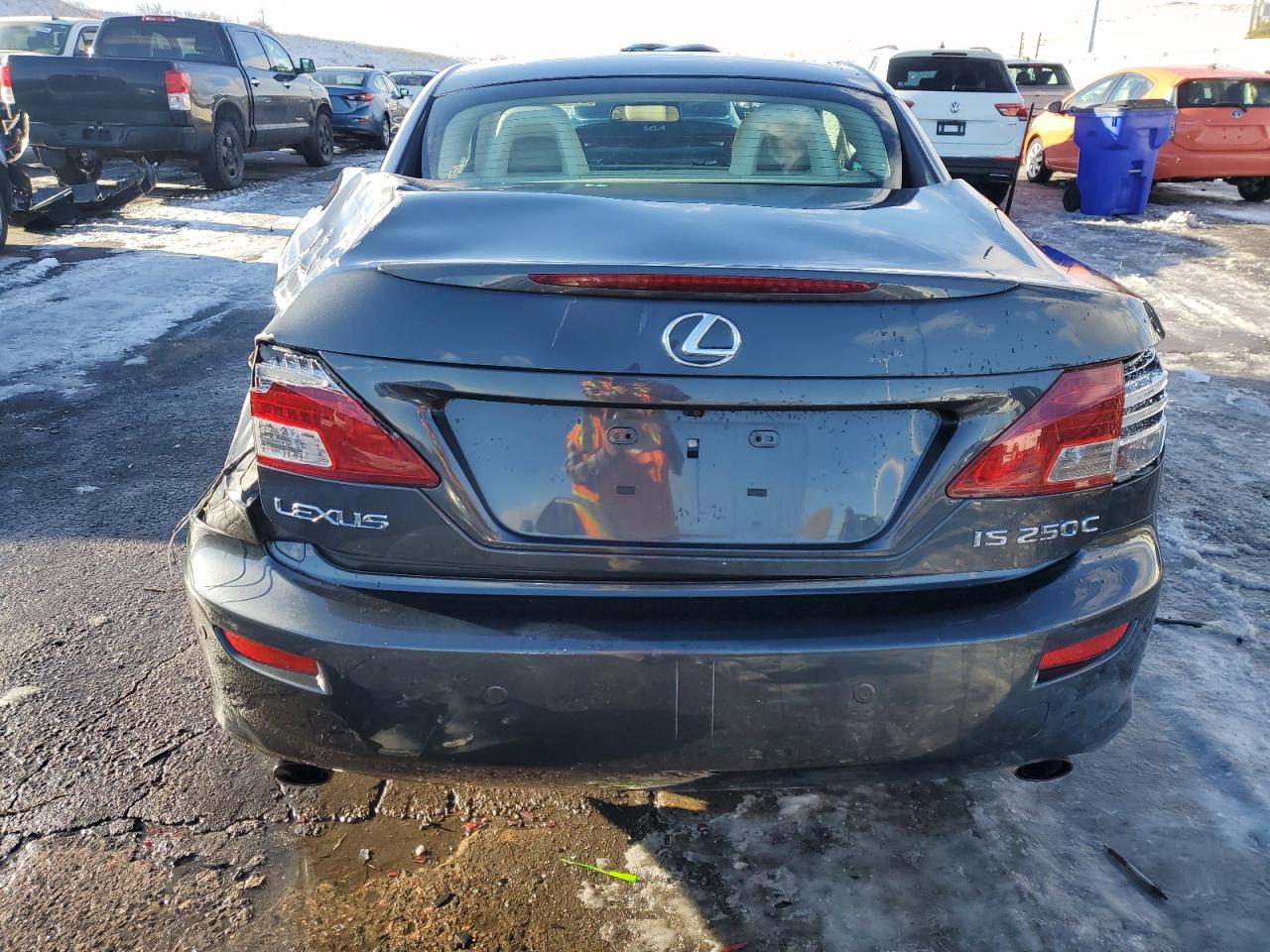 2010 Lexus IS - Image 6