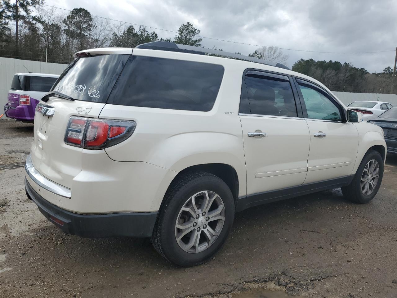 2013 GMC Acadia - Image 3