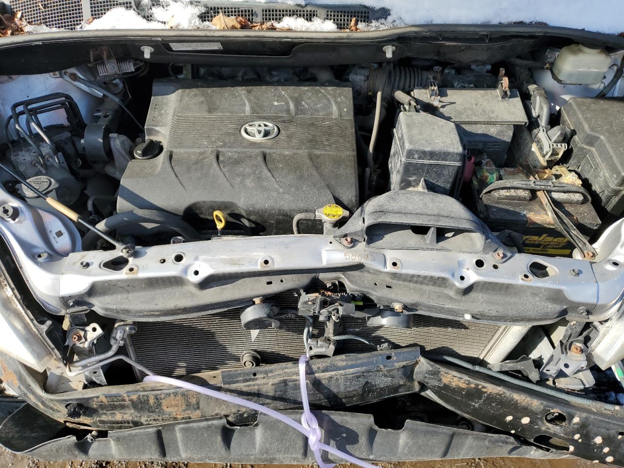 2011 Toyota Sienna - Image 12