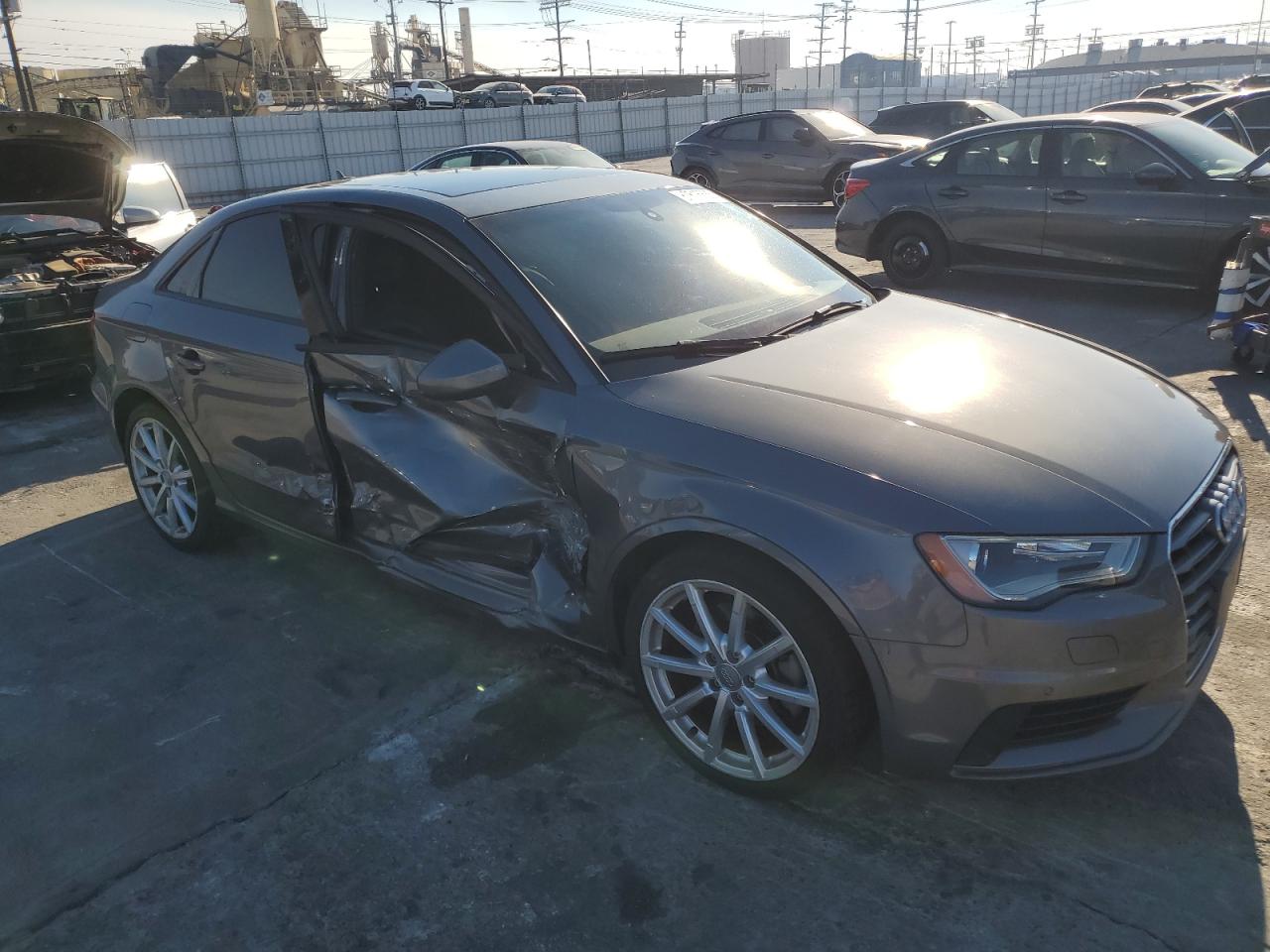 VIN WAUA7GFF1G1012860 2016 AUDI A3 no.4