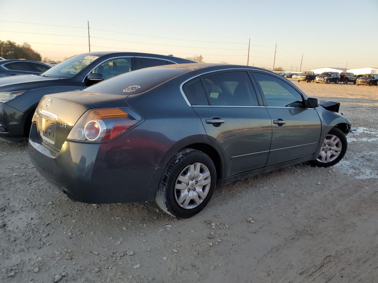 2011 Nissan Altima - Image 3