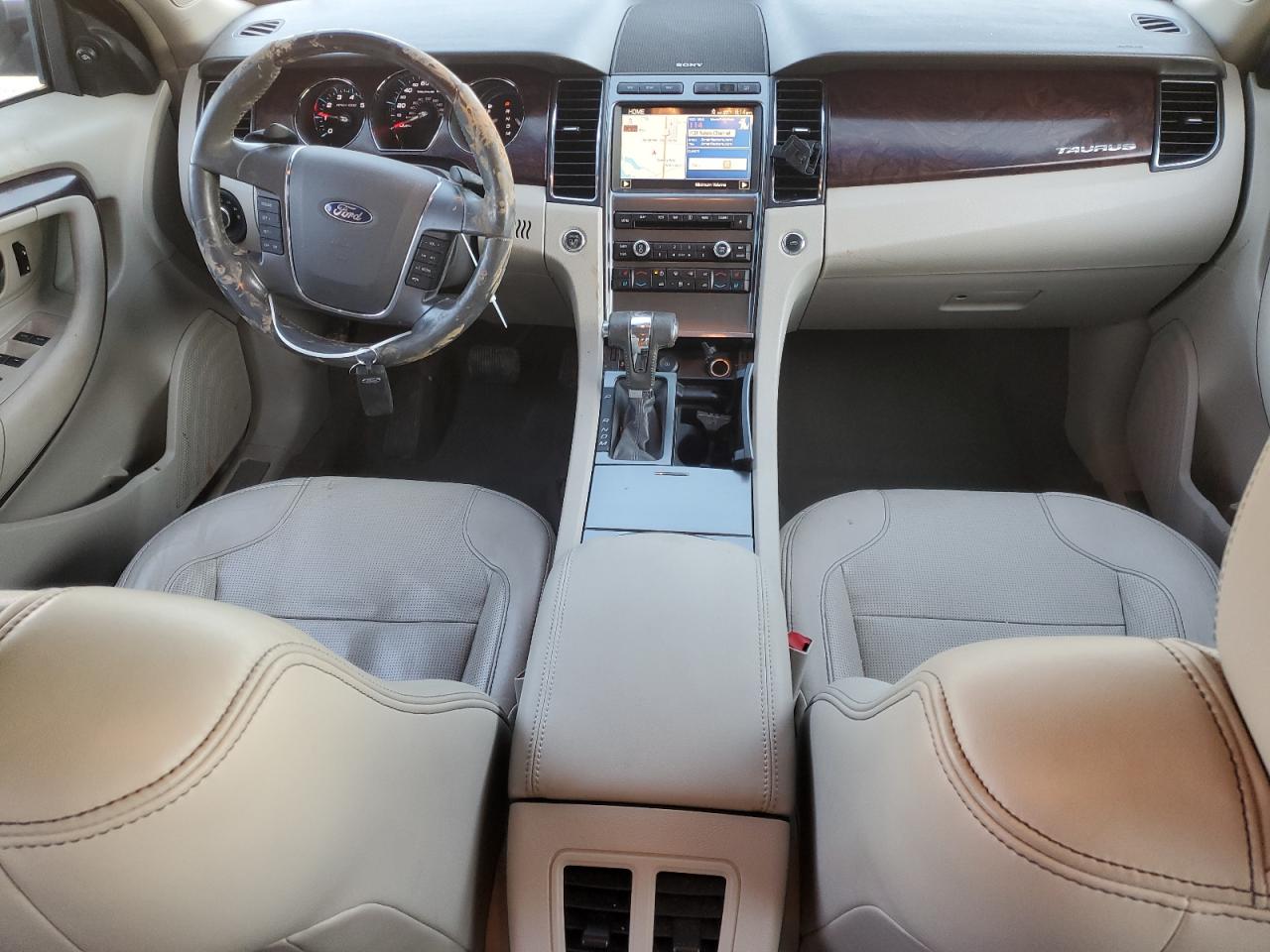 2011 Ford Taurus - Image 8