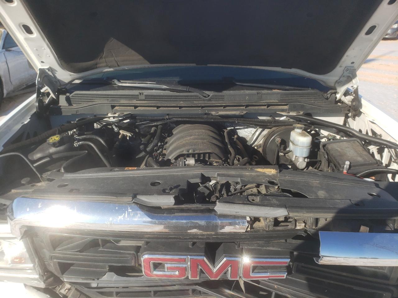2016 GMC Sierra - Image 11