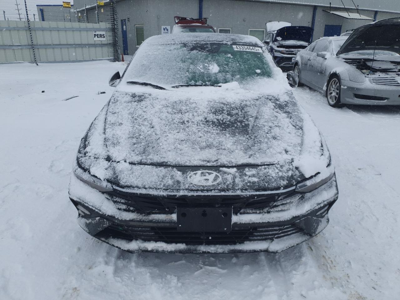 2024 Hyundai Elantra - Image 5