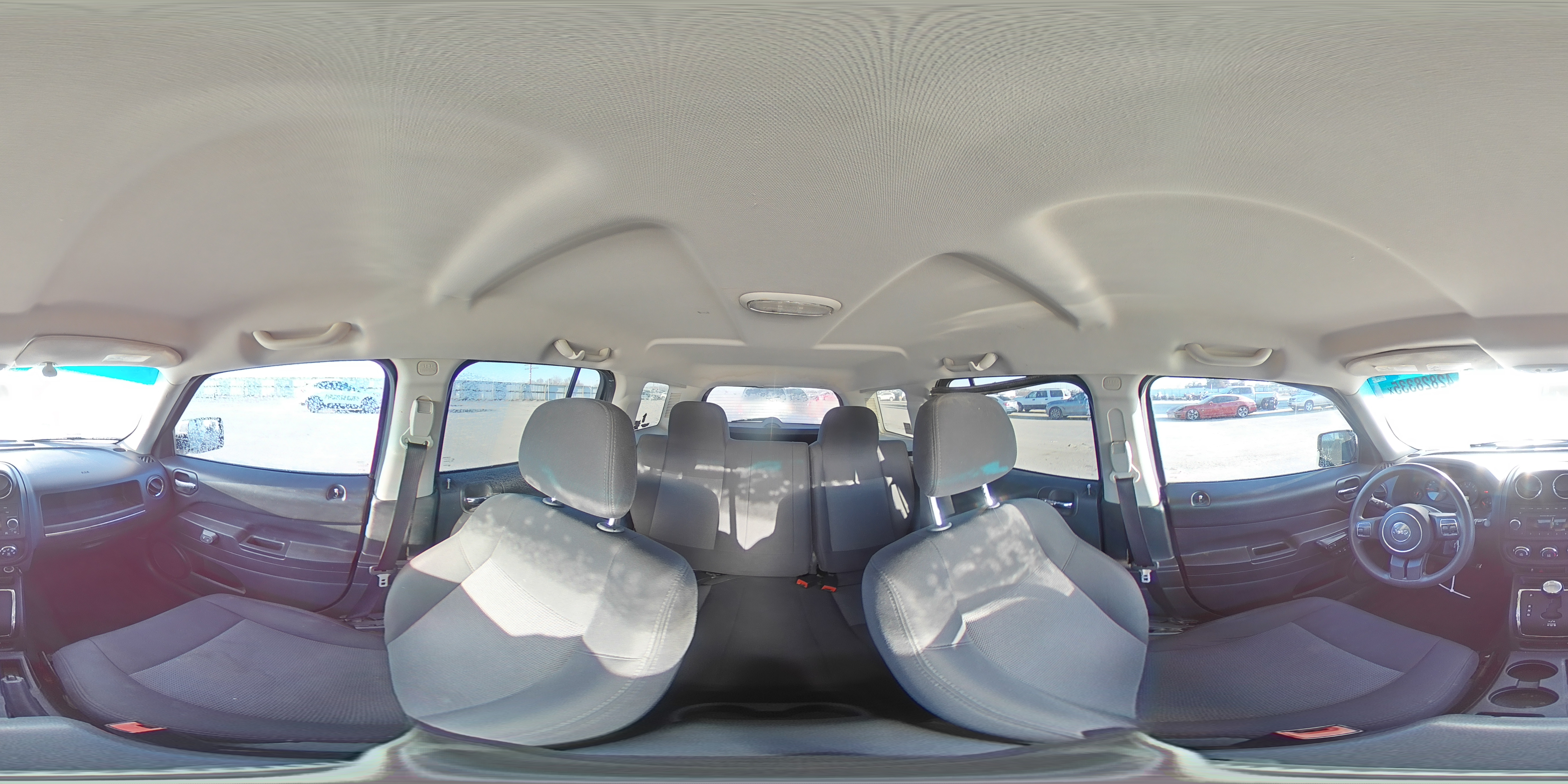 2013 Jeep Liberty (Patriot) - Image 13
