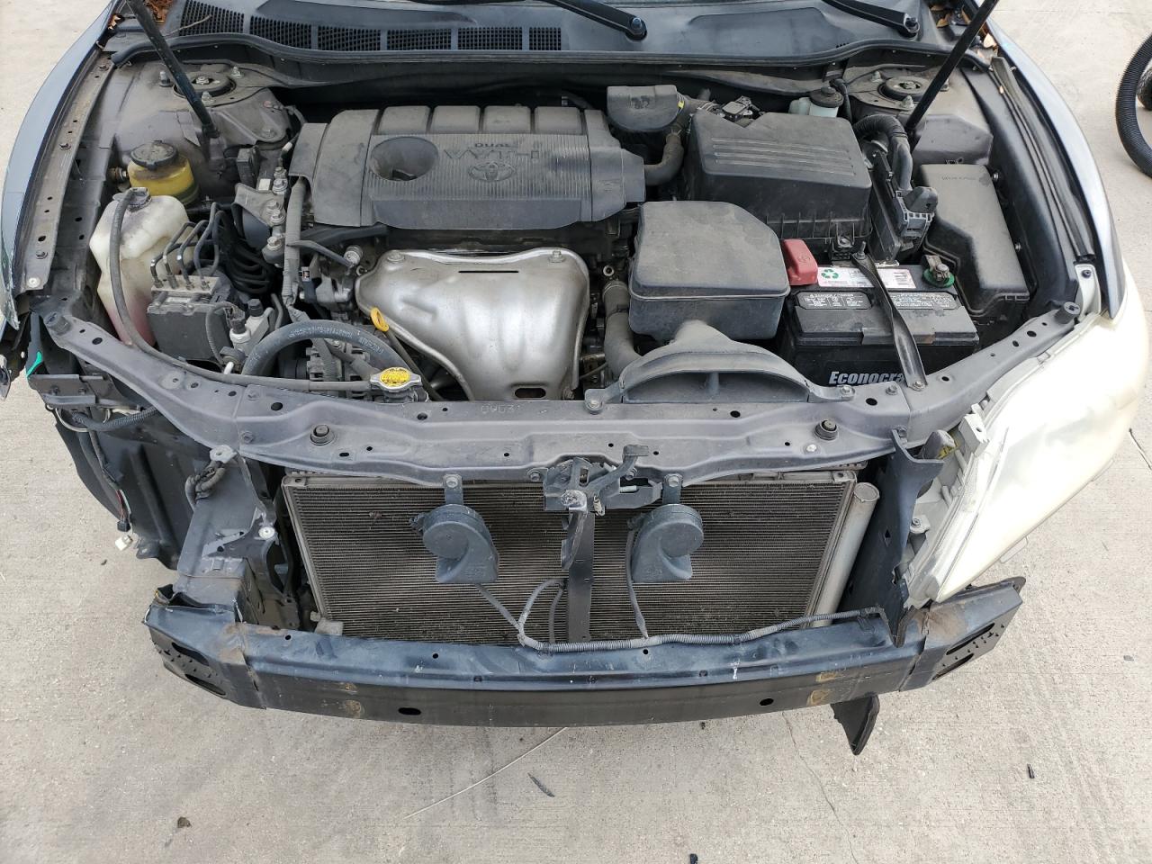 2011 Toyota Camry - Image 11