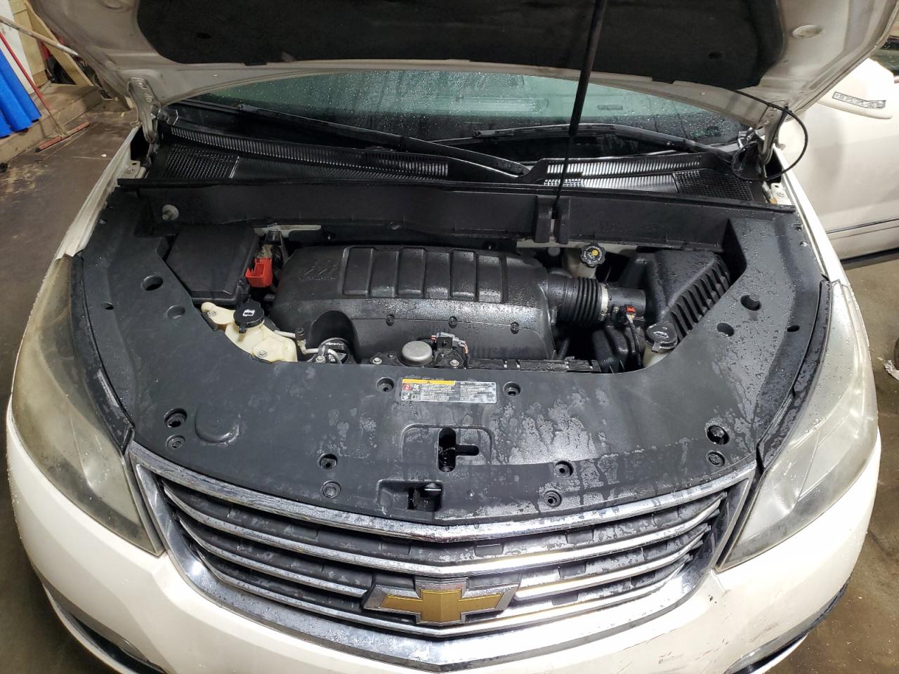2014 Chevrolet Traverse - Image 12