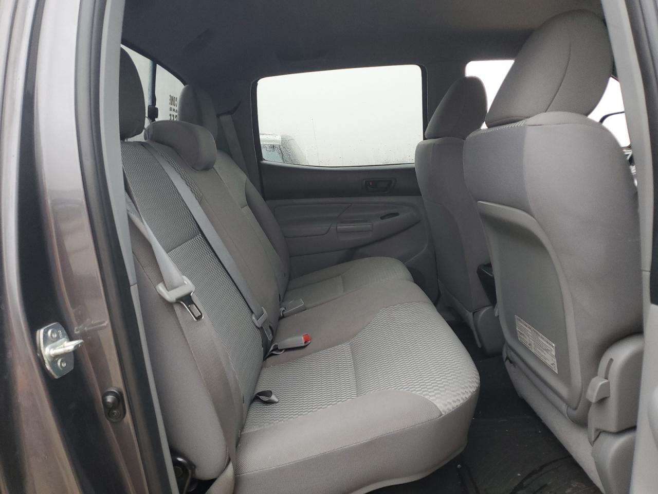 2013 Toyota Tacoma - Image 10