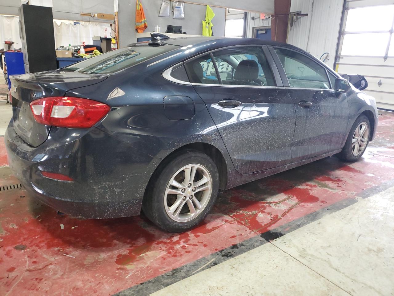 2016 Chevrolet Cruze - Image 3