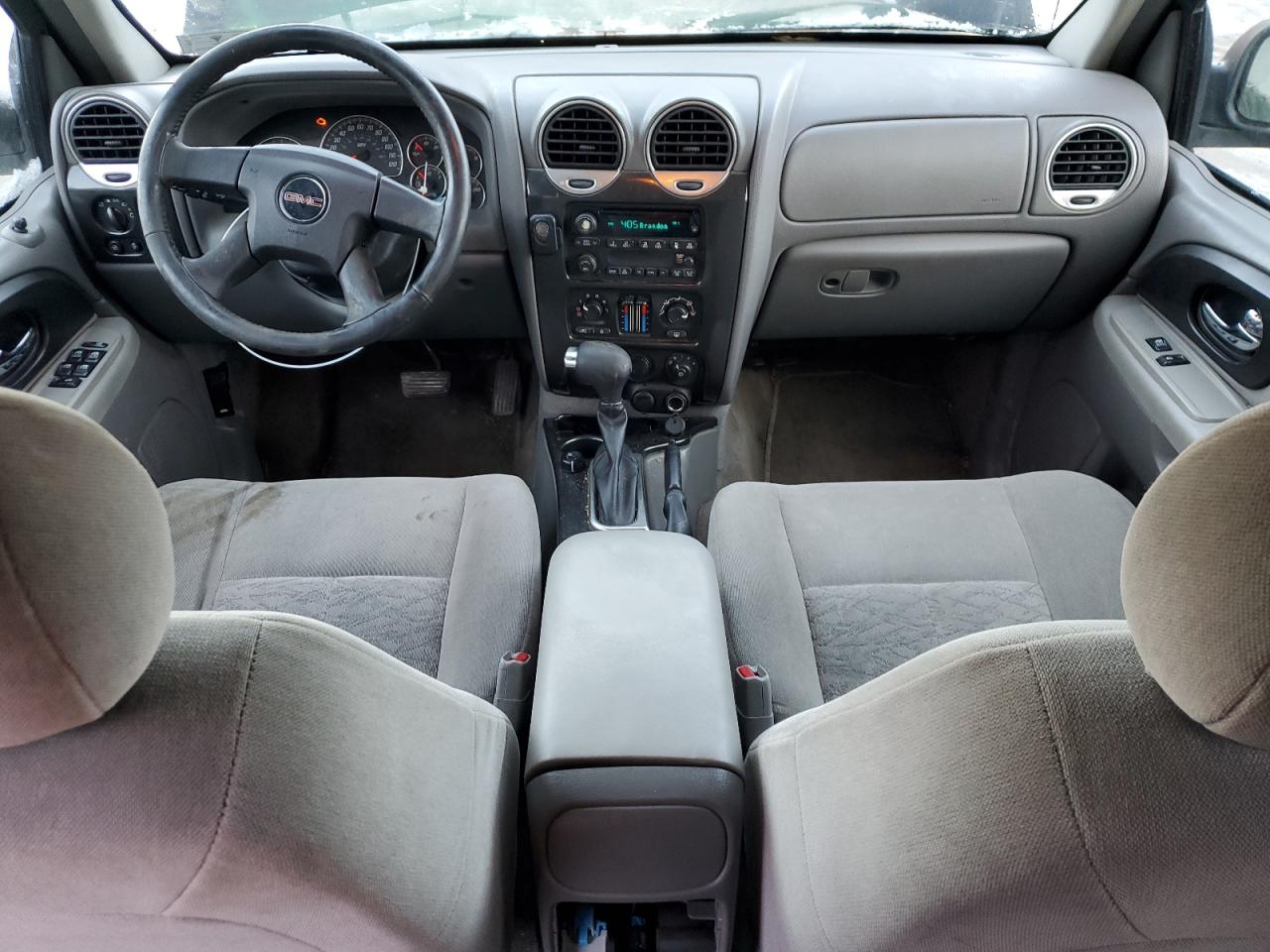2005 GMC Envoy - Image 8