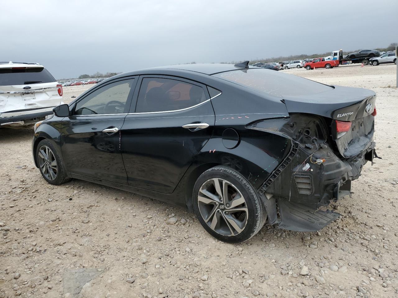 2015 Hyundai Elantra - Image 2