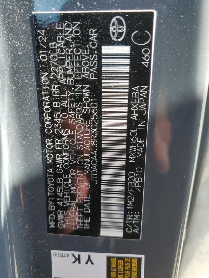 2024 Toyota Prius - Image 12