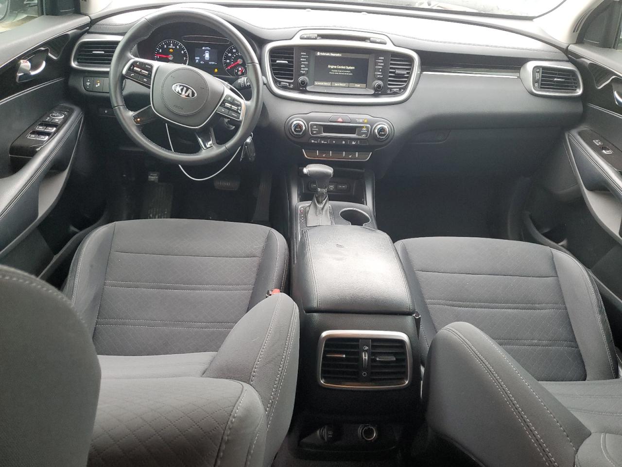 2019 Kia Sorento - Image 8