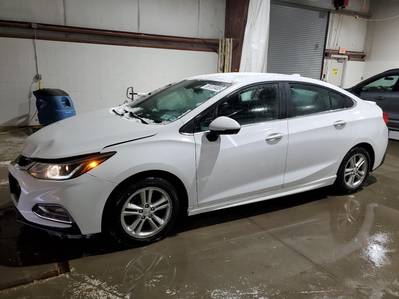 2017 Chevrolet Cruze - Image 1