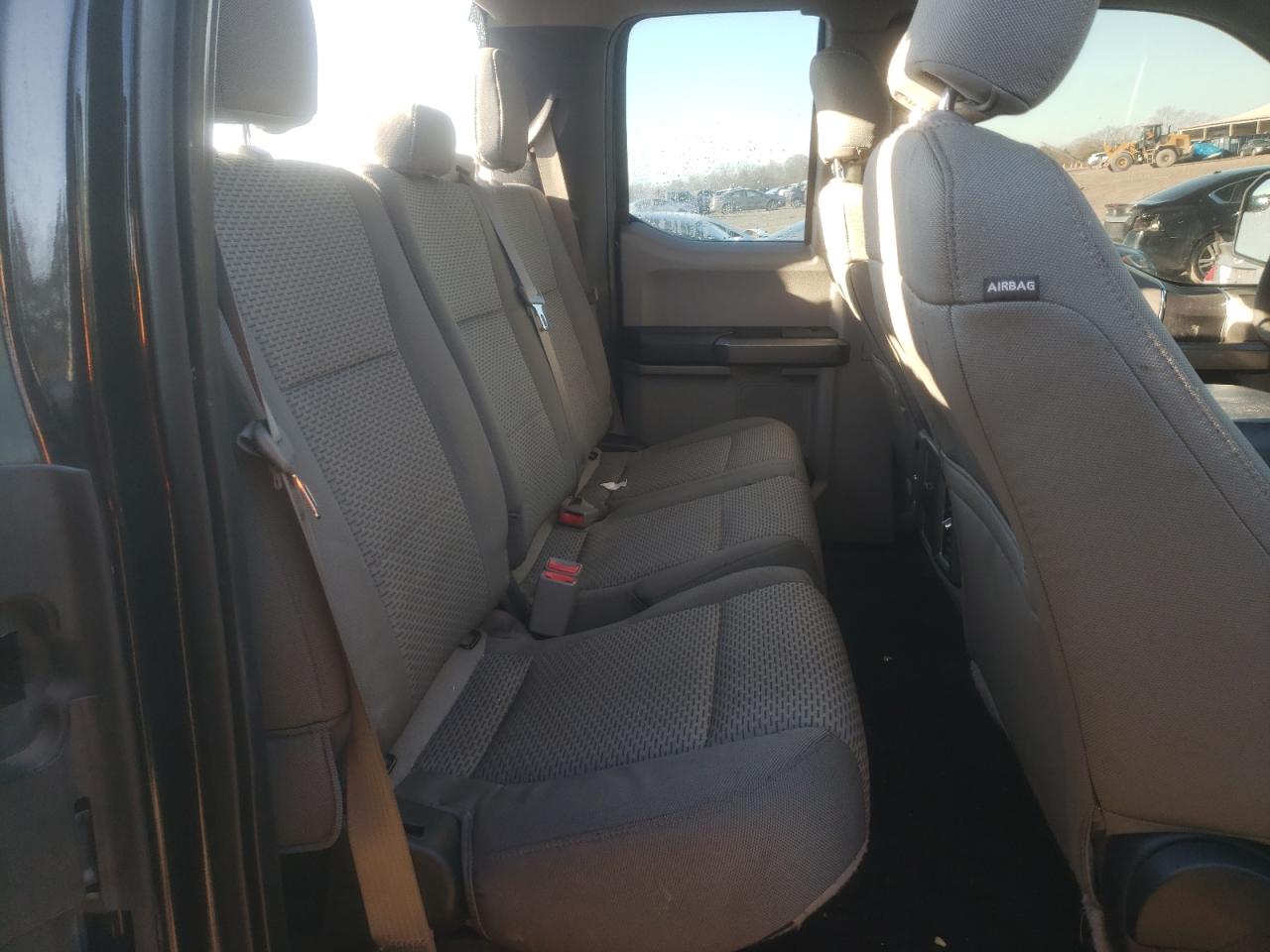 2015 Ford F-150 - Image 10