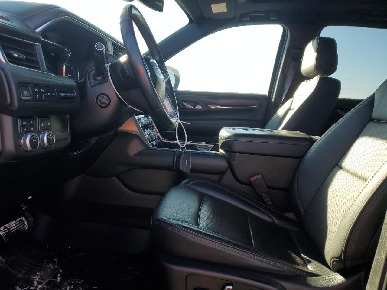 2021 GMC Yukon - Image 7