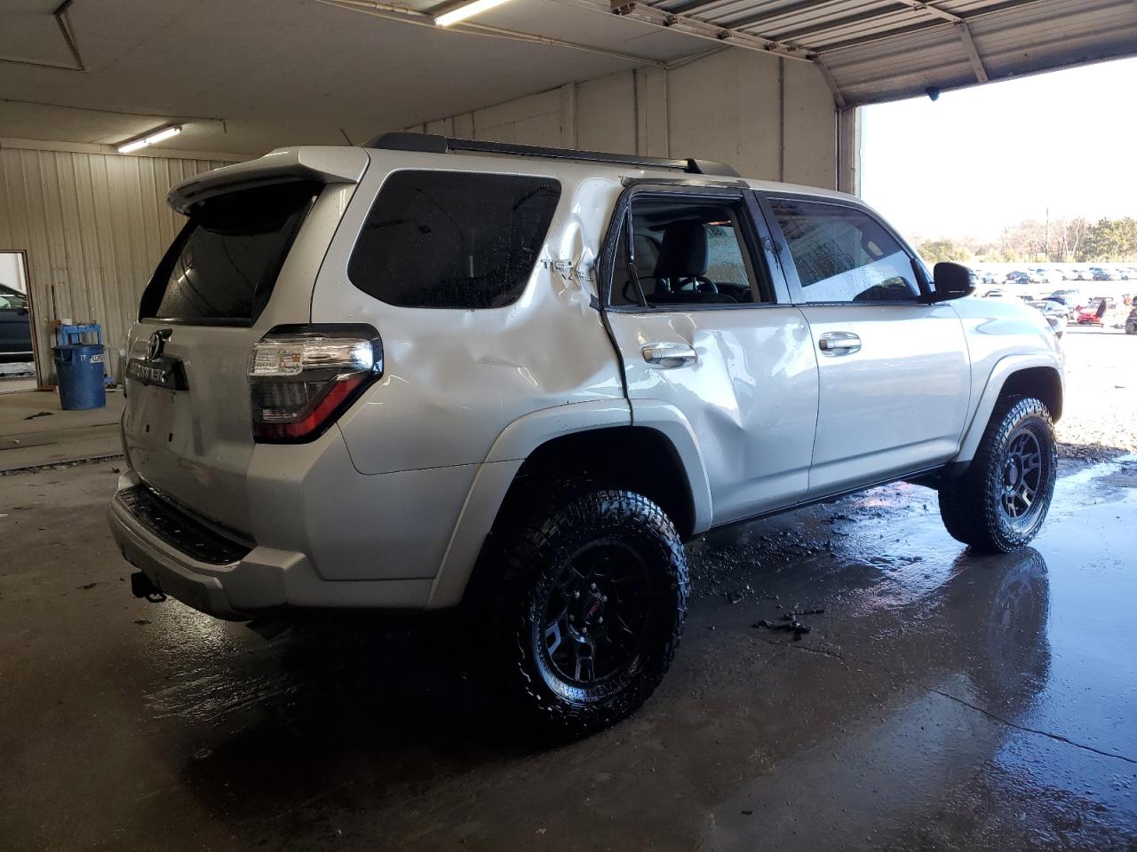 2022 Toyota 4Runner - Image 3