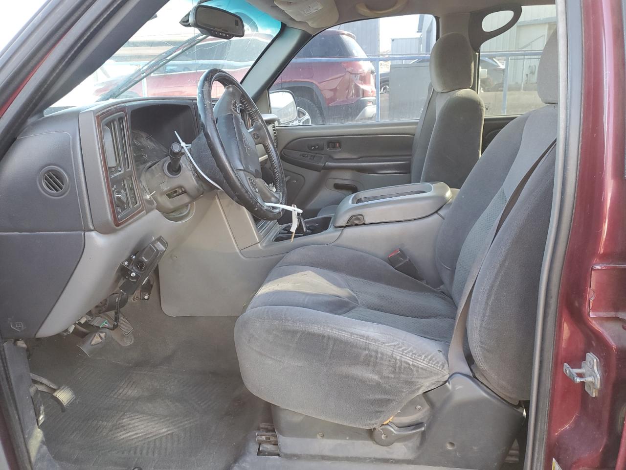 2006 Chevrolet Silverado - Image 7