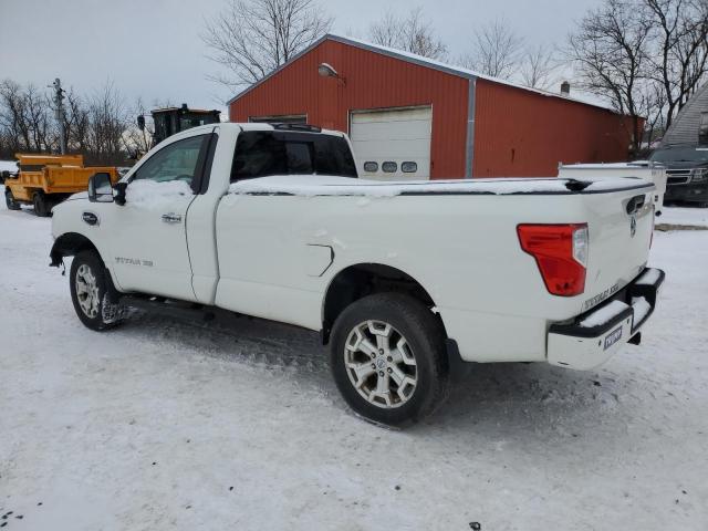  NISSAN TITAN 2017 White