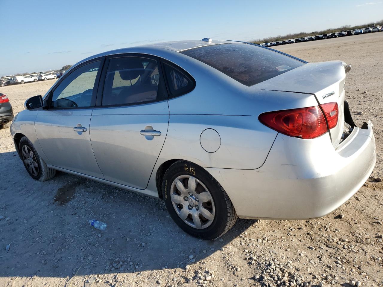 2009 Hyundai Elantra - Image 2