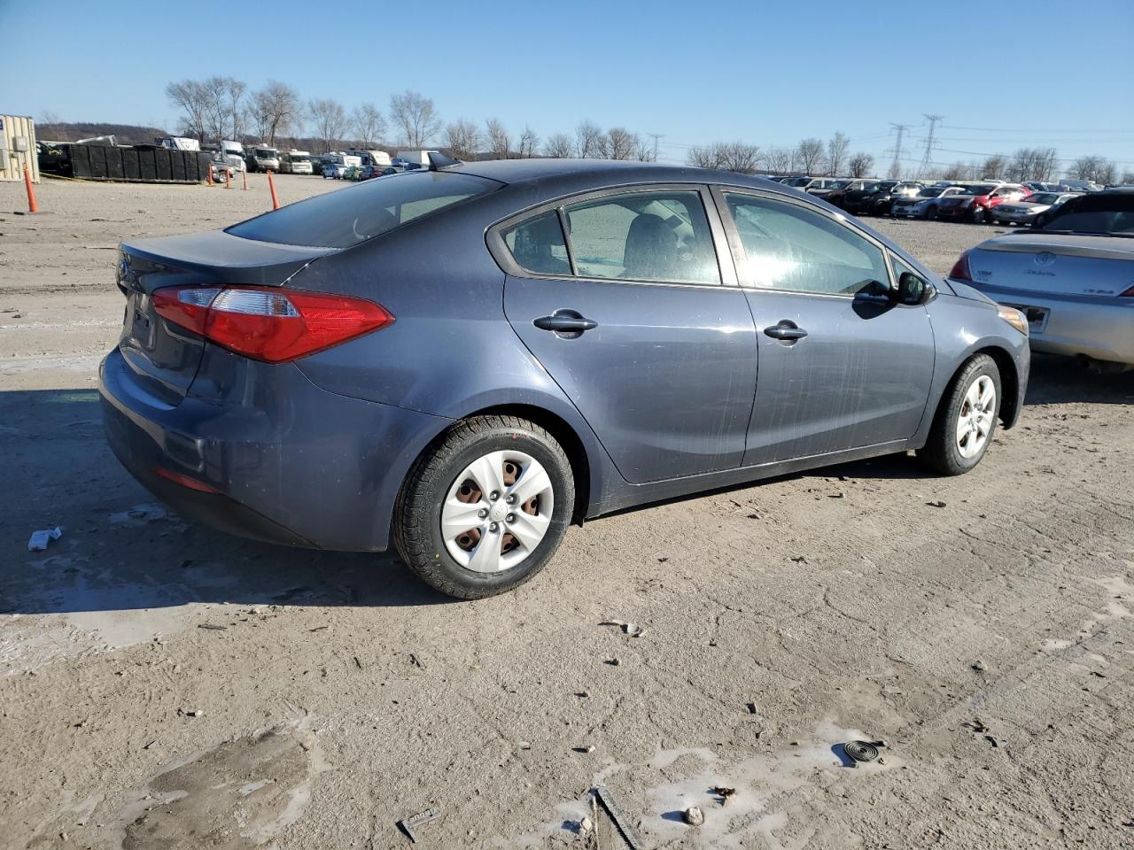 2016 Kia Forte - Image 3