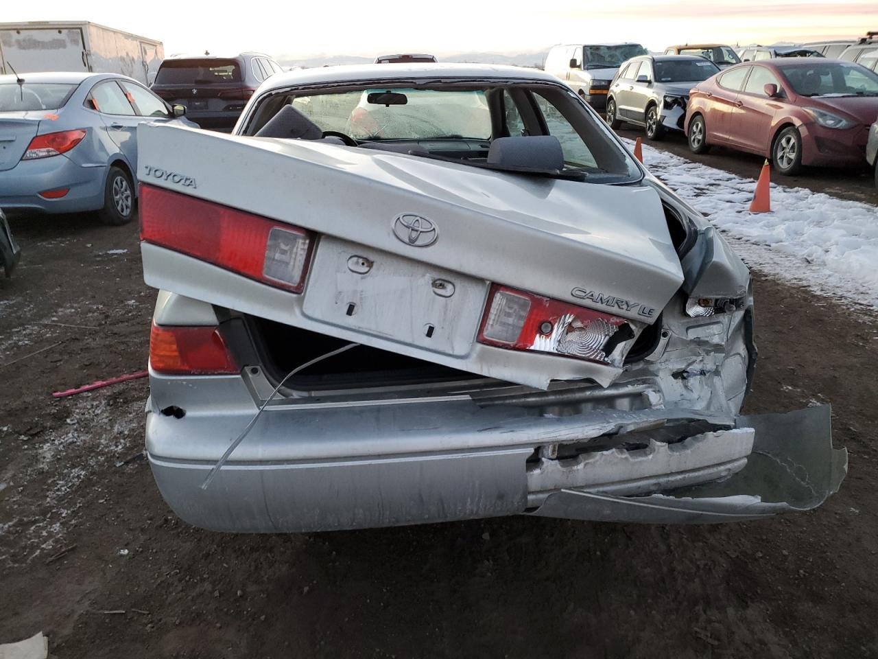 2000 Toyota Camry - Image 6