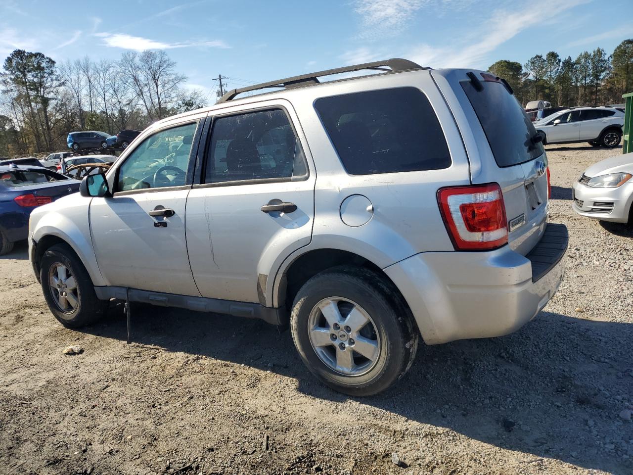 2011 Ford Escape - Image 2