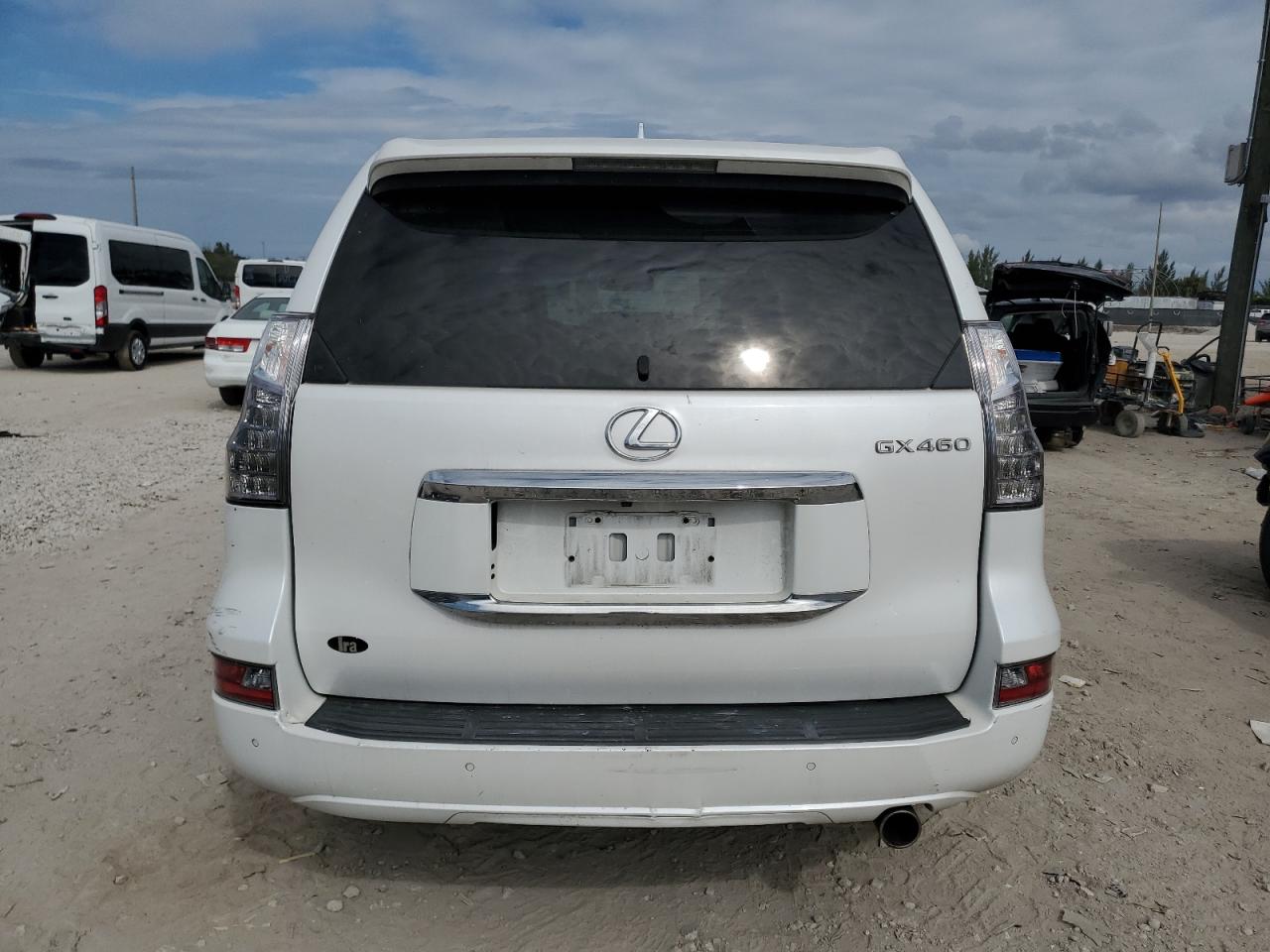 2016 Lexus GX - Image 6