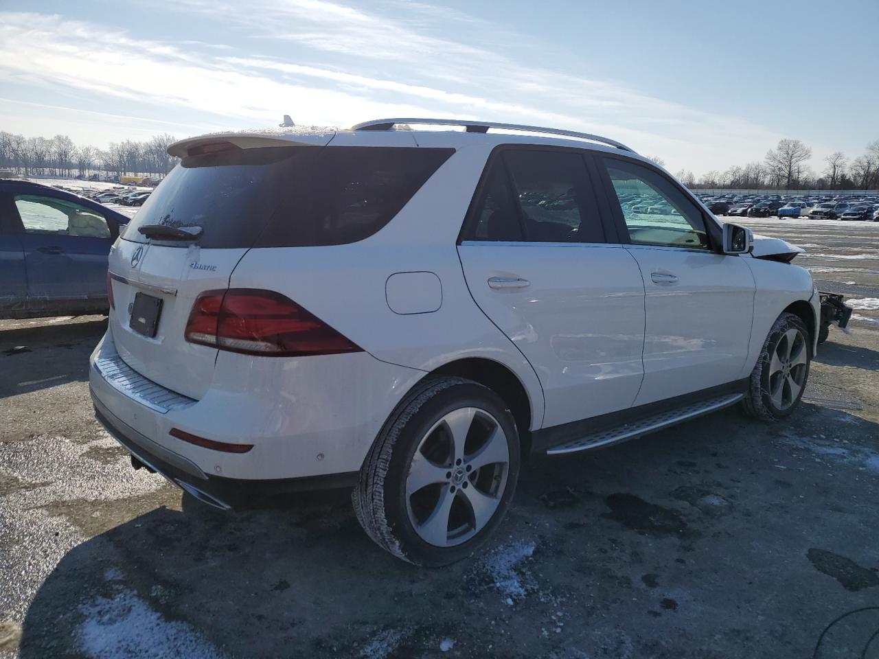2017 Mercedes-Benz GLE - Image 3
