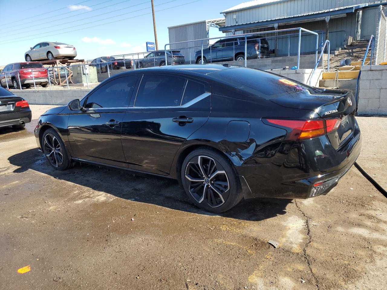 2024 Nissan Altima - Image 2