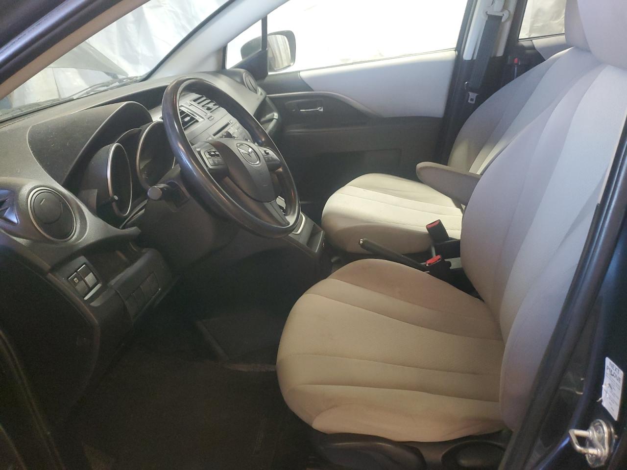 2013 Mazda 5 - Image 7