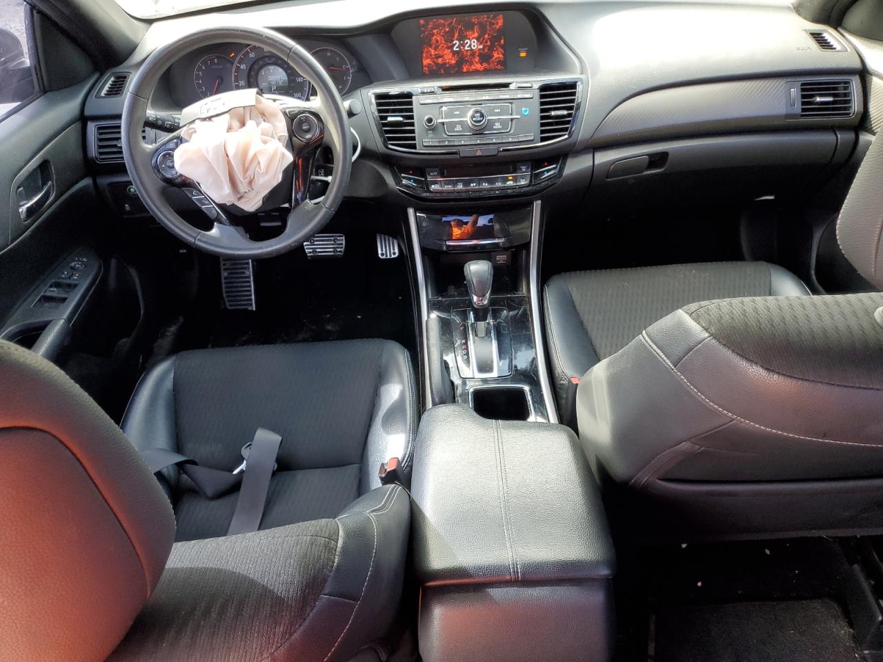 2017 Honda Accord - Image 8